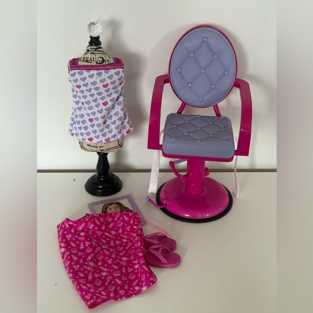 Retired Salon Chair and Wrap set 2016. American Girl accessories